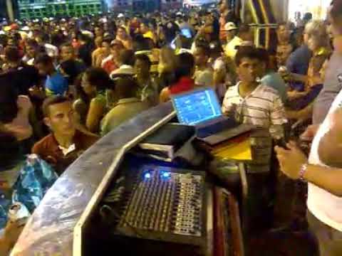 EM 2013 FREEDOM FM EM BELÉM-PA NO COMANDO DO DJ ALECSANDRO O PREDADOR