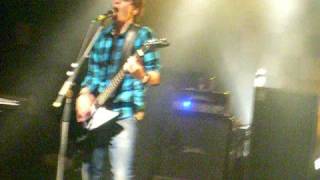 Killerpilze in bataclan - Richtig Scheiße