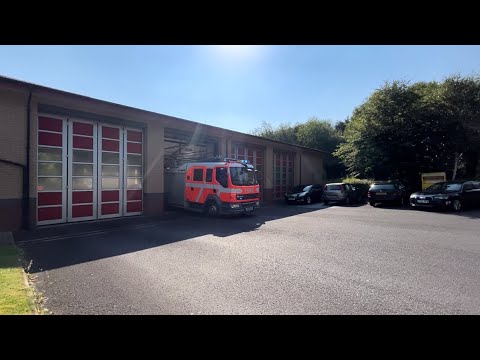 Lancashire Fire & Rescue Service - Hyndburns On call pump Turnout
