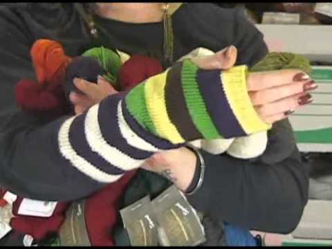 Cascade 220 Sport and Cascade 220 Superwash Sport Yarn Review