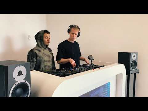 Bassjackers - Les Pays Bass Radio 004 [B2B WITH JAY HARDWAY]