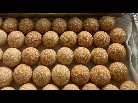 Making Vietnamese Sesame Ball