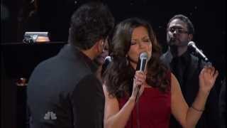 Luis Fonsi vs Martina McBride - Somos Novios (Live at Alma Awards 2012) DBC