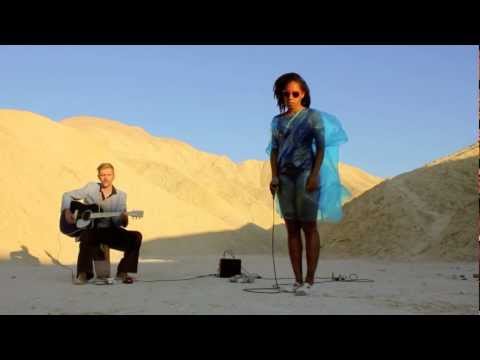 Joy Wellboy -" Buy Me Flowers" (live at Zabriskie Point)