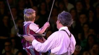 Cirque du Soleil Corteo Valentyna&#39;s Helium Dance &quot;Altas Horas&quot; Brasil