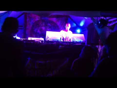 Acid Chochi @ Acid Resistance Beach Festival 2013 - part 1