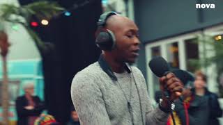 Seun Kuti & Egypt 80 - Black Times | Live Plus Près De Toi