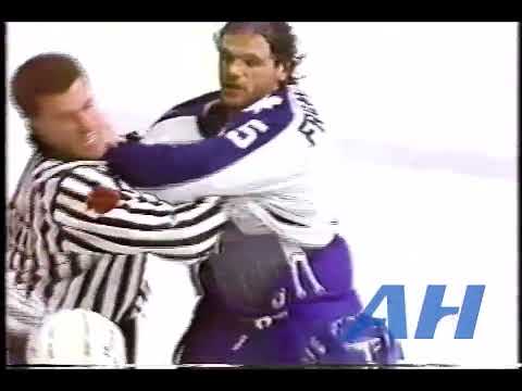 NHL Apr. 10, 1990 Lou Franceschetti,TOR v Harold Snepsts,STL Toronto Maple Leafs St. Louis Blues