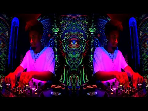 KAYAMAN at Love N Sauce Showcase - Shot by Dulbecco | PALIO UNDERGROUND #49