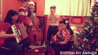 The Hot House Four, Santa Claus is Coming to Town.