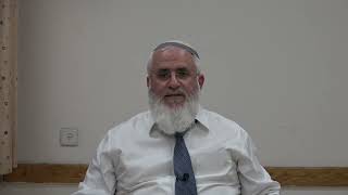 מפירות הכרם | ימי בין המצרים | הדיין הרב יצחק לוי (ישיבת כרם ביבנה) - התמונה מוצגת ישירות מתוך אתר האינטרנט יוטיוב. זכויות היוצרים בתמונה שייכות ליוצרה. קישור קרדיט למקור התוכן נמצא בתוך דף הסרטון