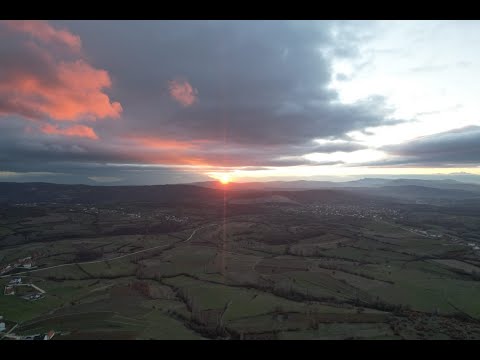 Kenga Ajshes me tekst (Ajshe Azemi)