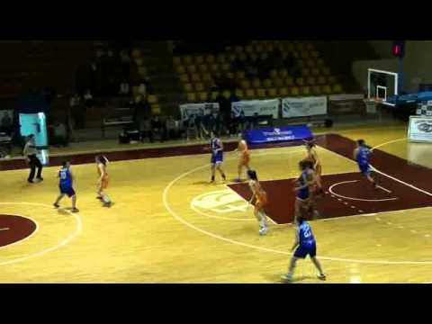 LIGA FEMENINA2A JORNADA7 PORTOMAR CORTEGADA...,61 - 70,AROS LEON... (14/12/2013)