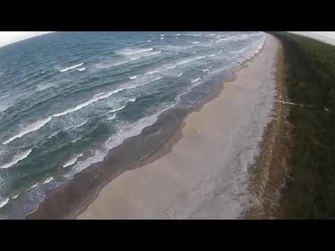 Strand an der Tromper Wiek auf Rügen von oben