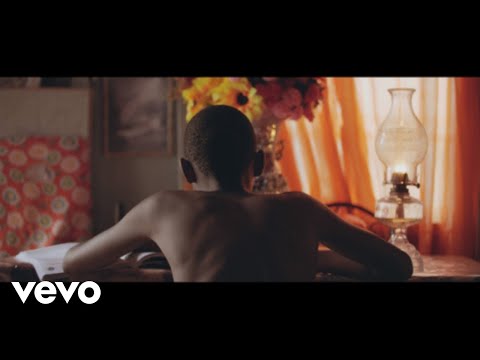 Holla Bak - Young Lad ft. Raggu