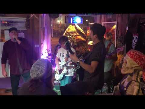 Born In Chicago  Featuring Kevin Purcell   Happy's 10 19 18