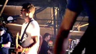 Bloc Party - Helicopter LIVE @ Glastonbury 2009 [HQ]