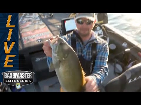 OAHE: Jeff Gustafson takes the early lead on Day 1