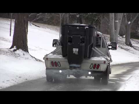 SaltDogg SHPE3000 3 cu. yd. Spreader