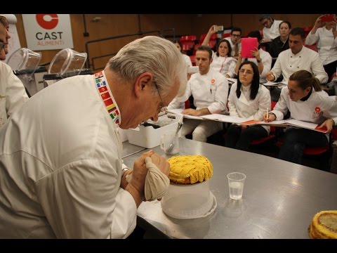 Torta delizia con il maestro Iginio Massari in CAST Alimenti