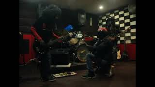 Download lagu kelembai band-Teratai mp3