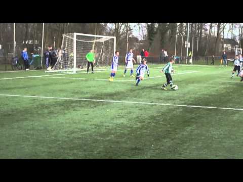 Twan van Toorn schiet de Tricht D1 naar de volgende ronde (9 februari 2013)