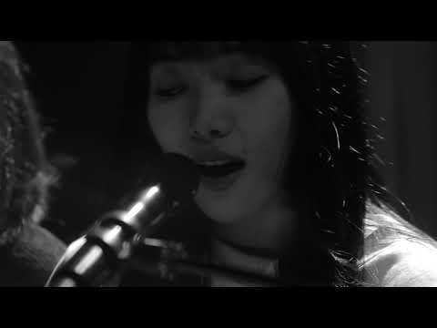 Isyana Sarasvati &  Rara Sekar - Luruh