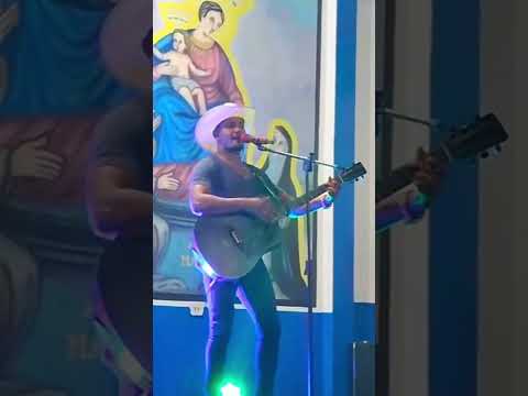 Centralina MG: evento musical arrasta multidão e é sucesso total.