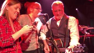 My two daughters invited onto stage to sing with Steve Harley