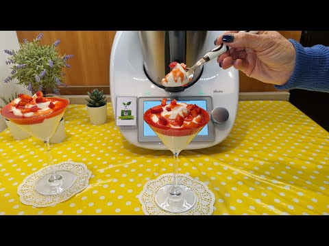 Spumoso al mascarpone con salsa alle fragole per bimby TM7 TM6 TM5 TM31 TM21