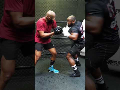 learn this boxing combo #shortvideo  #martialarts #community