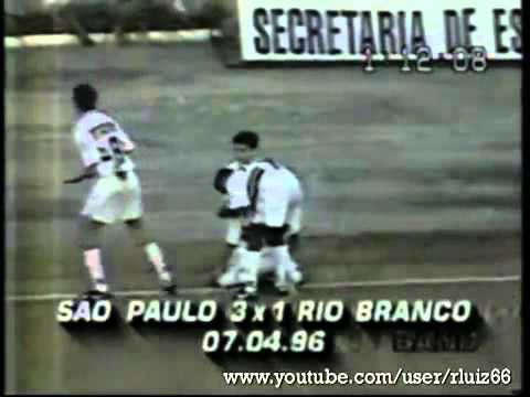 França marca golaço de bicicleta - São Paulo 3x1 Rio Branco-SP 07/04/1996