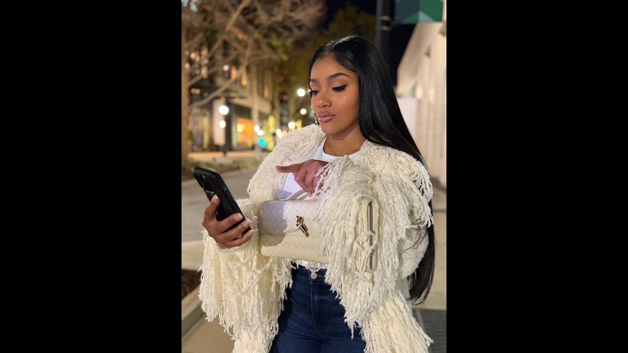 When Lawrence tells Erica he doesn’t want her working with “Prison Bae” aka Mr. Meeks!!!