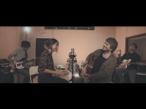 Despistaos feat. Georgina - Vuelve a verme (Videoclip Oficial)