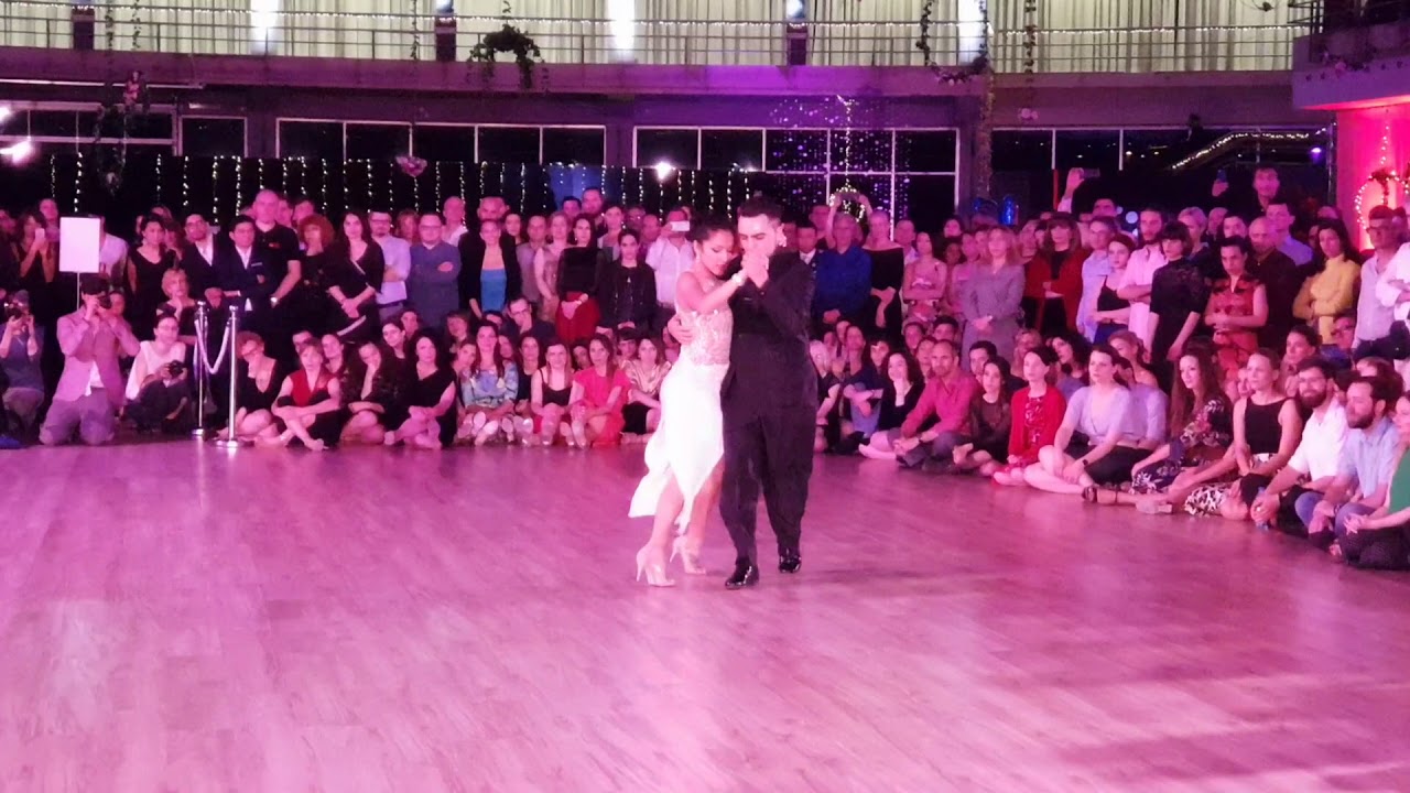 Jonathan Saavedra e Clarisa Aragon   - 2/5