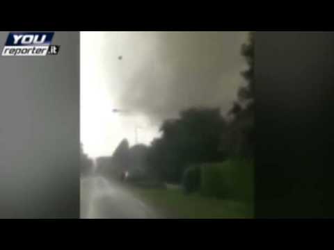 World News Video                         Fatal tornado rips through Venice new