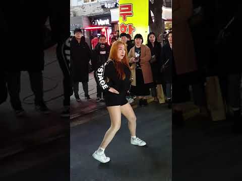 《EXID_UP&DOWN》#레드크루(#노하영) 2018.12.01 홍대 연합버스킹(#에너자이주)