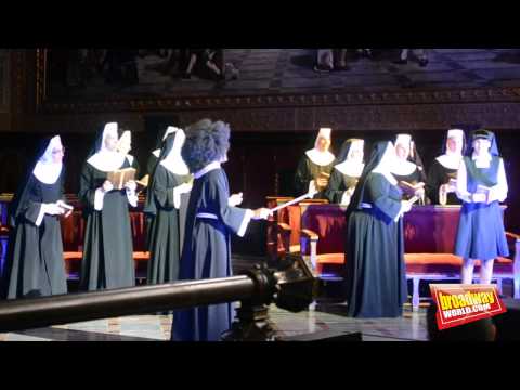Sister Act, El Musical (Barcelona) - Es Tu Voz (Completo)