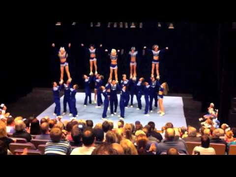 2011- Shining Star Senior - SCL Super Crew Lakers Juleshow