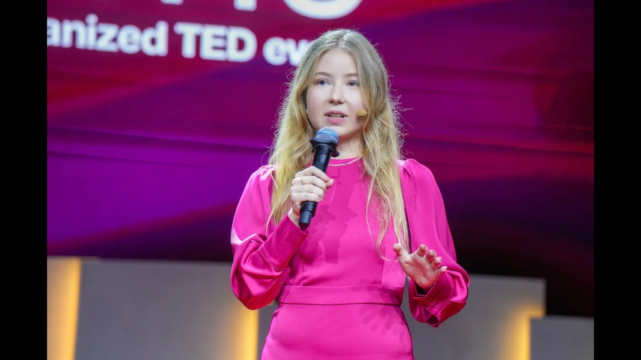 A story of messy beautiful aliveness | Julia Cores | TEDxTHU