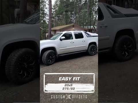 AVALANCHE 10K K10 YG まとめ売り 2010 Chevrolet Avalanche with 20x10 -12 Fuel Maverick and 35/12.5