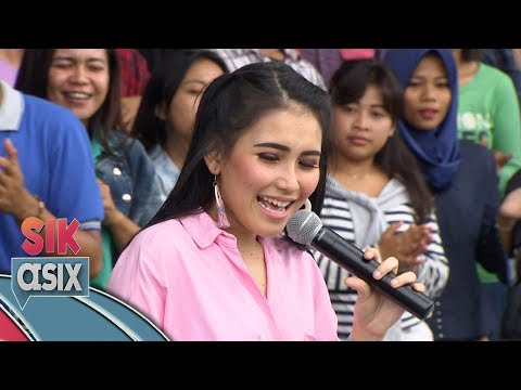 Bikin Baper, Ayu Ting Ting  DIL LAGA LIYA   - Sik Asix (1/12)