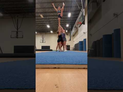 Enjoy this fail 😂 #identicaltwins #cheer #stunts