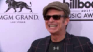 David Lee Roth Red Carpet Fashion - BBMA 2015