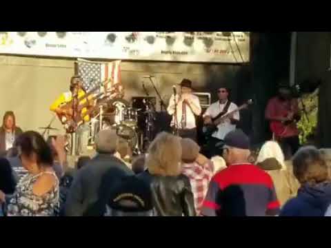 Eddie vaan Shaw 3rd and Mississippi heat 2019 Niagara falls blues festival