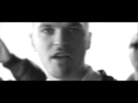 Puya  La Familia   Undeva in Balkani 2009