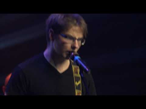 The Big Deal un CHAULA TV ētera personība Ēriks Saksons - Karogs (BILDES 2019)