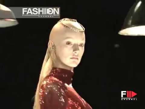 "Alexander Mcqueen" Autumn Winter 1998 1999 Paris 4 of 6 pret a porter woman by FashionChannel