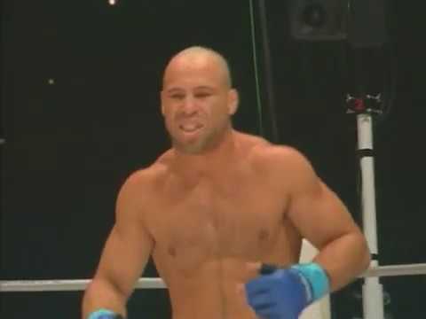 Pride FC 11 Battle of the Rising Sun (01/02)