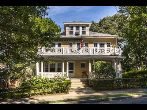 32 Maple Avenue, Newton MA - Linda Brennan - Tel 617-840-3247